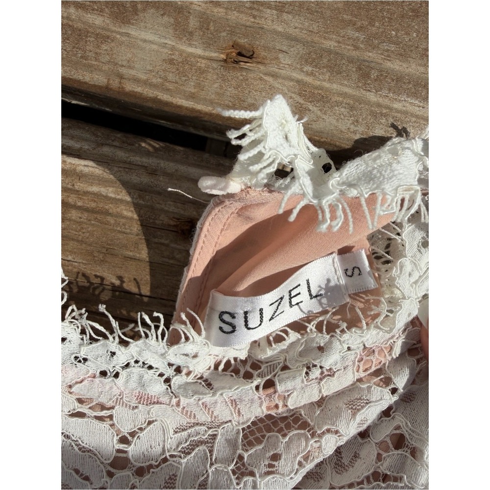 Suzel Lace Sleeveless Blouse – Women's Size Small - Picture 2 of 3